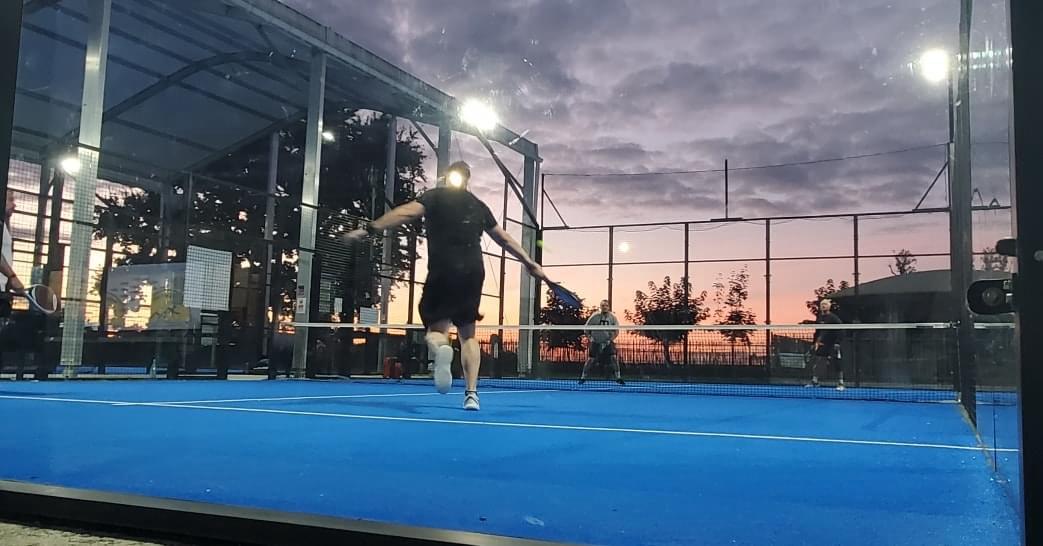 Jouez à toute heure — club de padel Horgues Pyrénées Padel, près de Tarbes (Hautes-Pyrénées, 65)